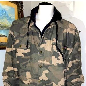 Gently used Dickies Hooded insulated jacket